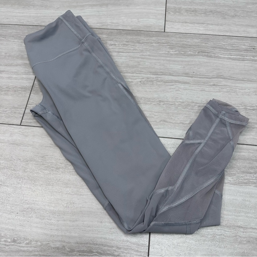 Grey VS leggings